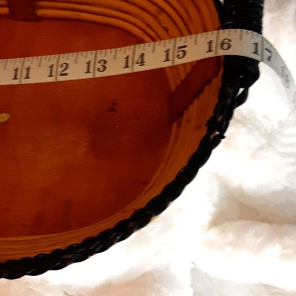 Wooden Serving Basket / Metal Handles - Picture 7 of 10